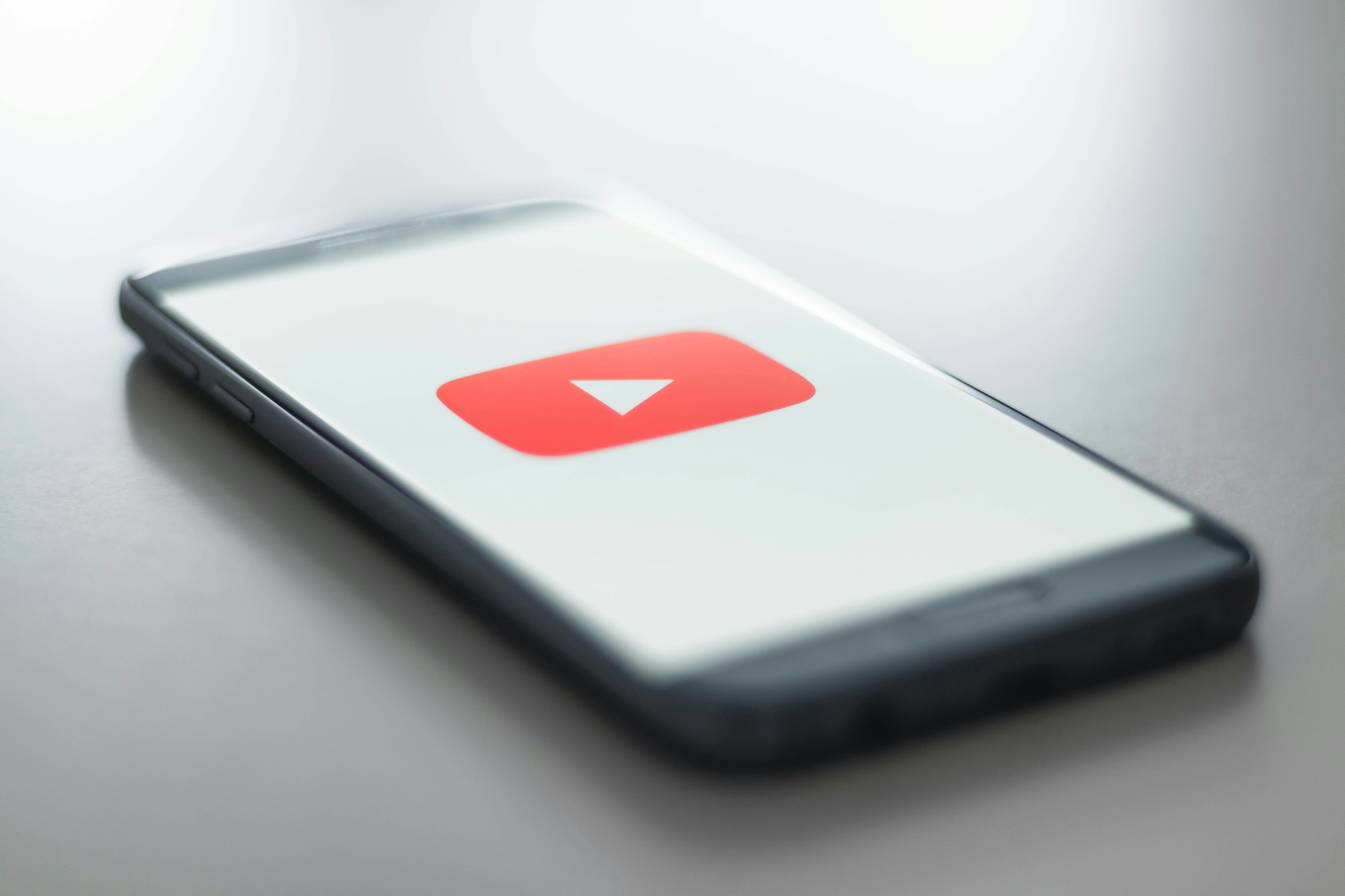 Music Industry Report: YouTube Q1 2026 Ad Revenue Reaches $9.88B, Up 10.7% YoY