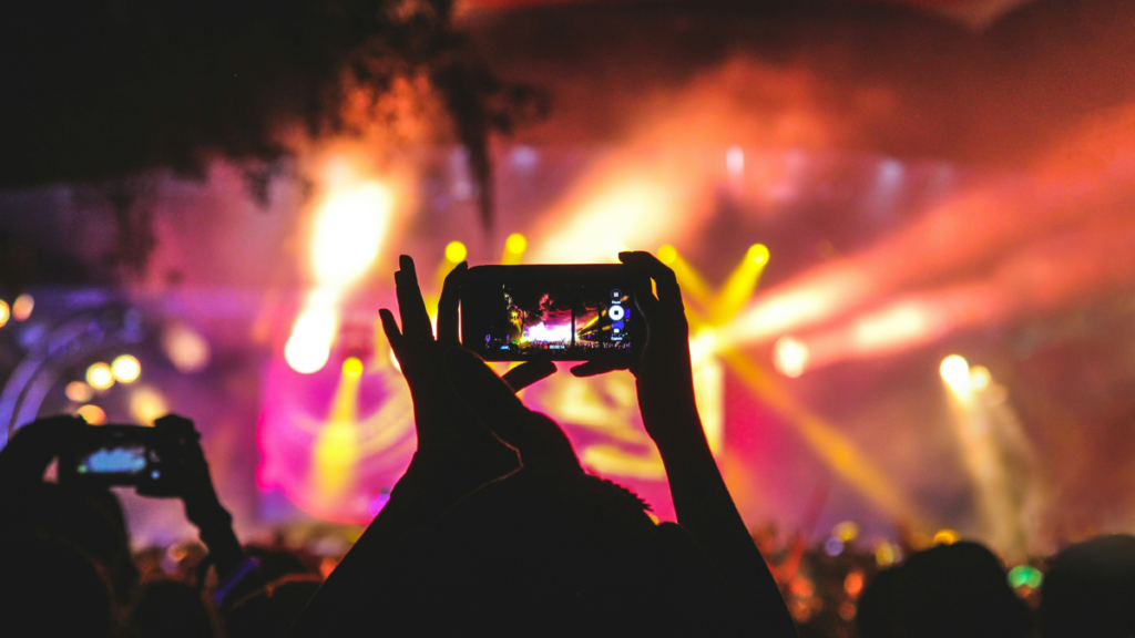 Music Industry Report: Spotify Eyes Live Concert Streams to Counter Ad Revenue Drops